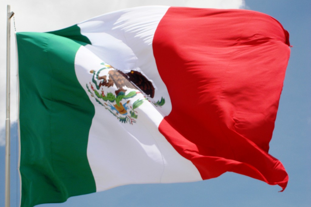 メキシコ国旗を徹底分析 国旗が持つ6つの秘密とは Spin The Earth